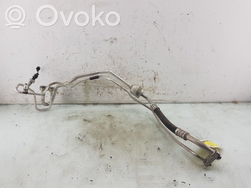 Opel Corsa E Ilmastointilaitteen putki (A/C) 