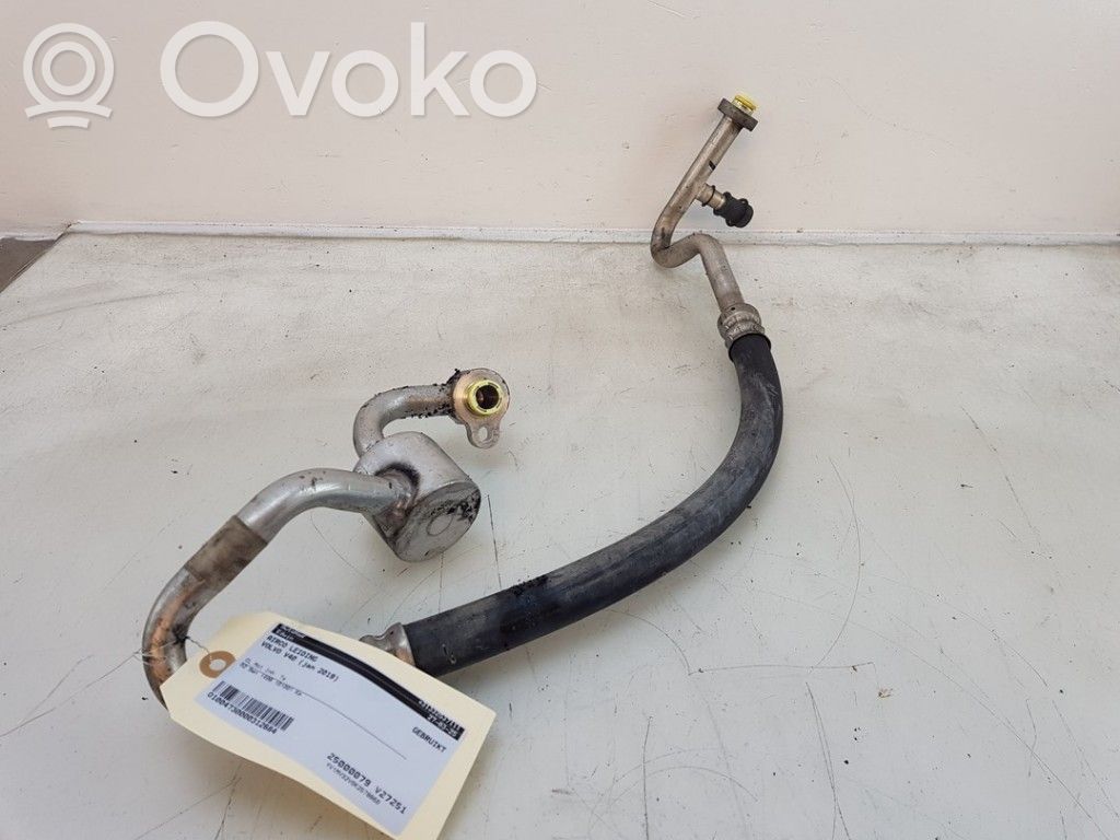 Volvo V40 Ilmastointilaitteen putki (A/C) 