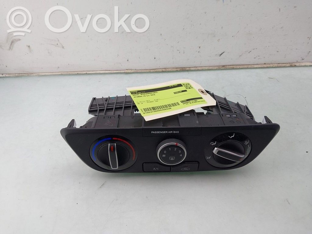 Hyundai i10 Panel klimatyzacji 