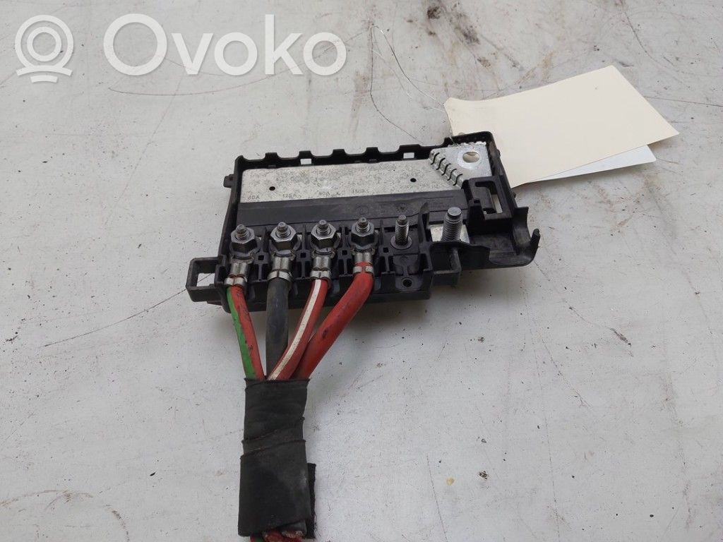 Volkswagen Polo VI Drošinātāju kaste (komplekts) 
