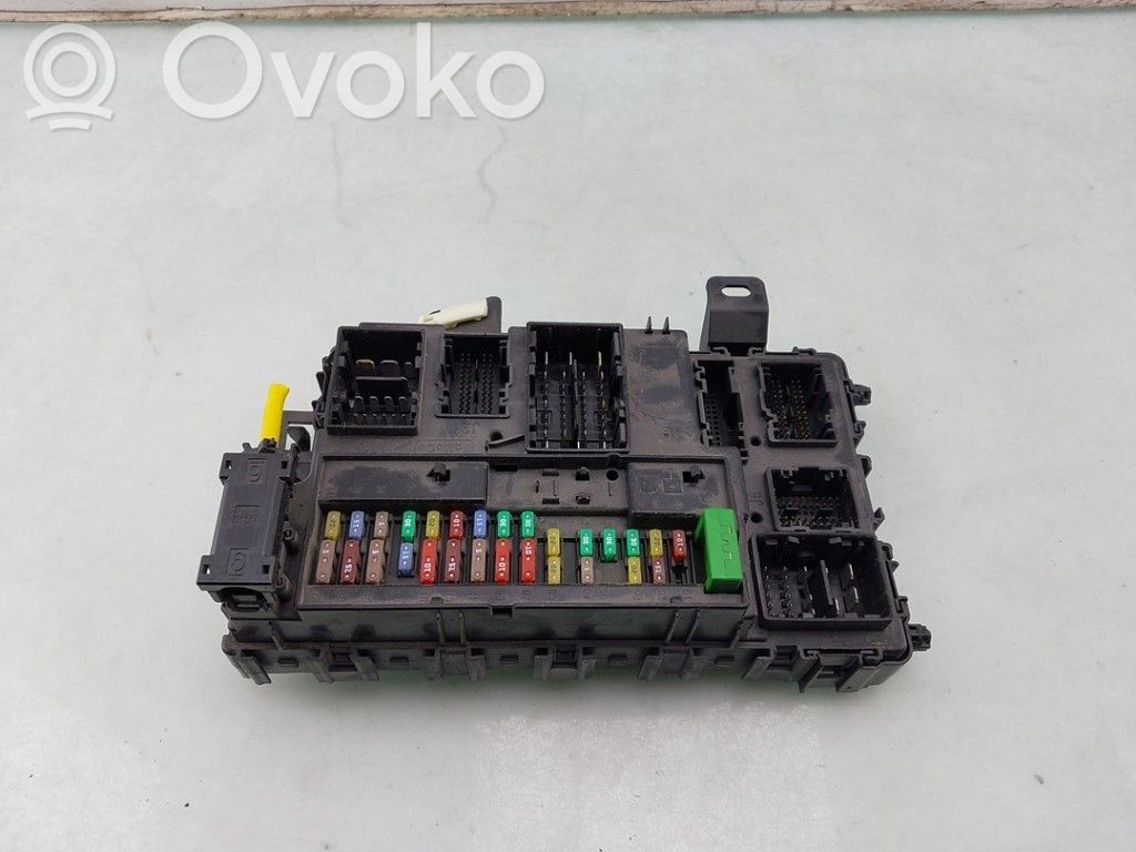 Ford Transit Saugiklių dėžė (komplektas) 