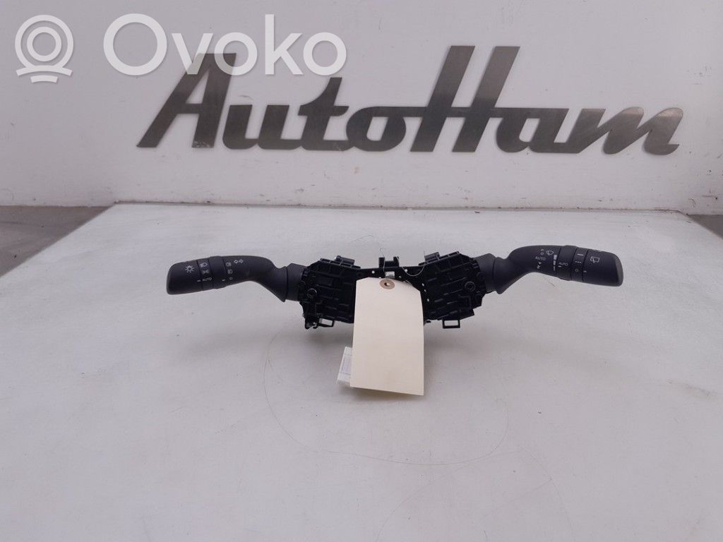 Toyota Corolla E210 E21 Butoane/comutatoare pe volan 