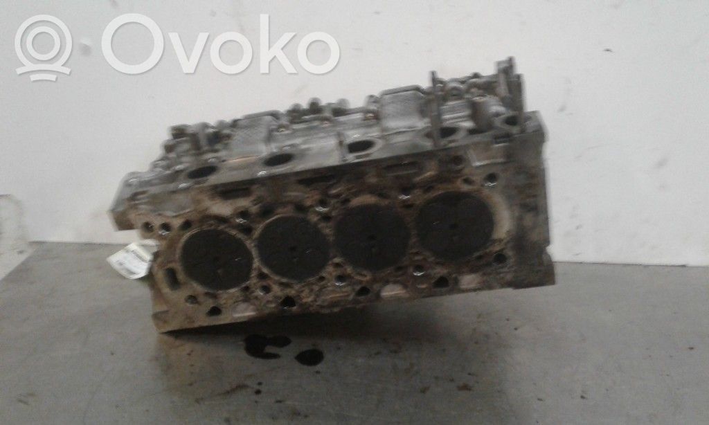 Citroen C4 Aircross Engine head 