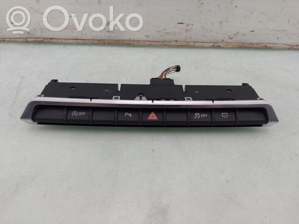 Audi Q2 - Botón interruptor de luz de peligro 