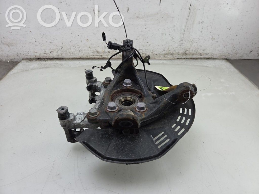 Toyota Yaris Cross Fuso a snodo con mozzo ruota anteriore