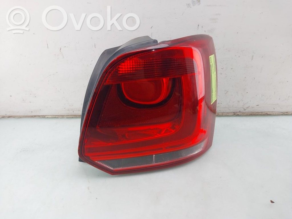 Volkswagen Polo V 6R Lampa tylna 