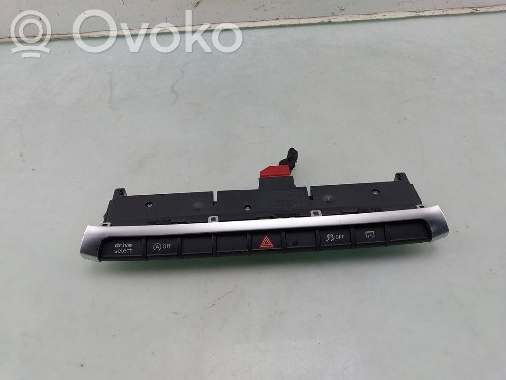 Audi A3 S3 8V Botón interruptor de luz de peligro 