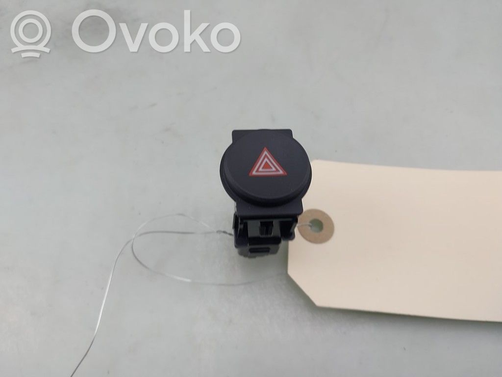 Toyota Aygo X Comutator lumini pericol