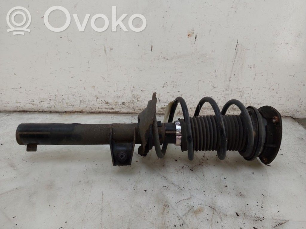 Volkswagen Golf VII Etuiskunvaimennin 