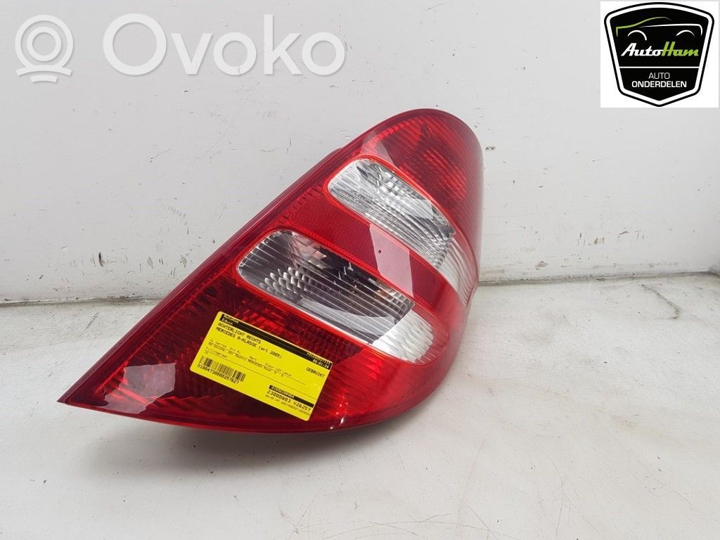 Mercedes-Benz A W169 Lampă spate în caroserie 