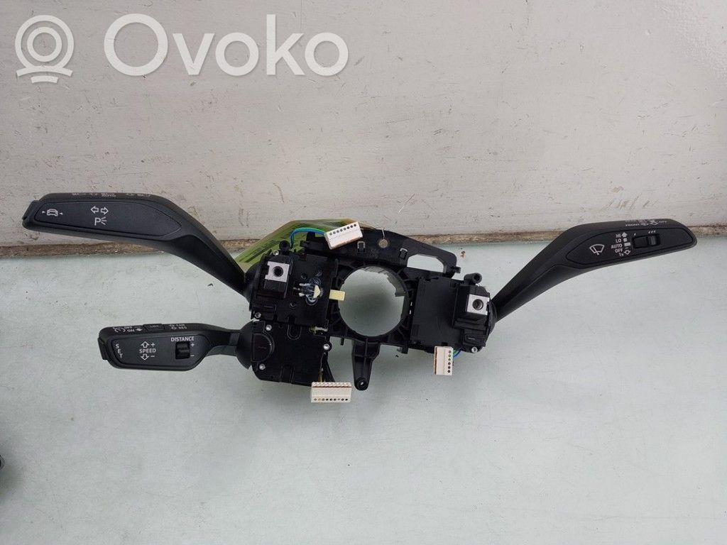 Audi A3 8Y Interruptores/botones de la columna de dirección
