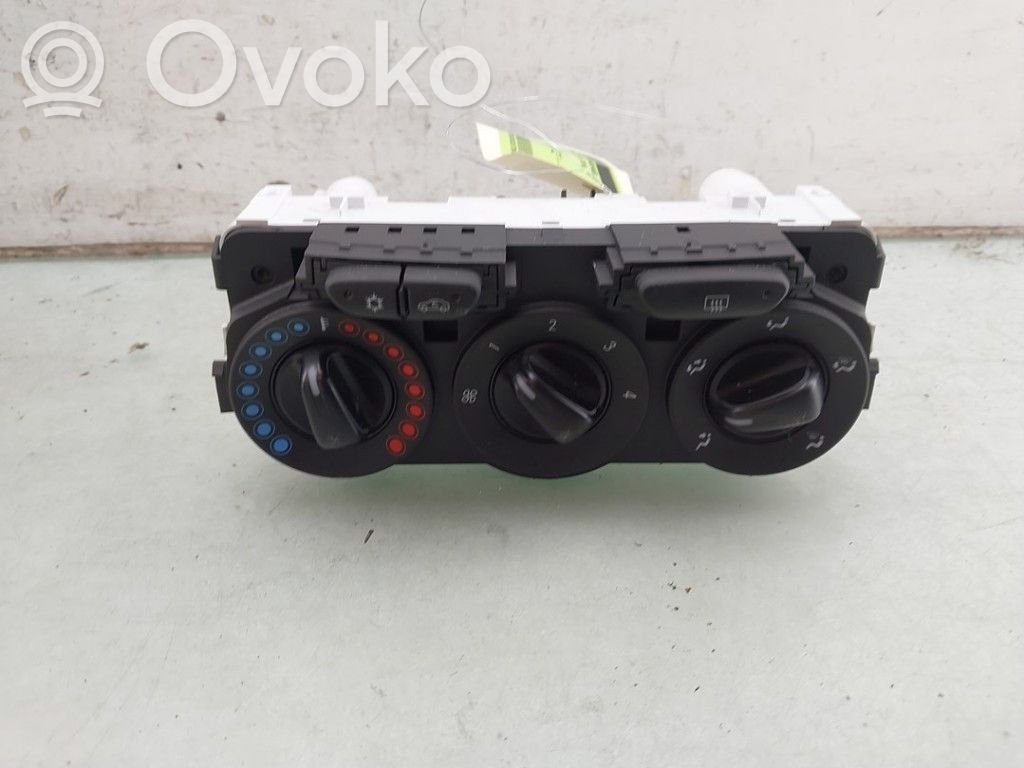 Opel Corsa E Unidad de control climatización