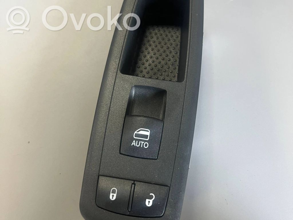 Dodge Durango Electric window control switch 