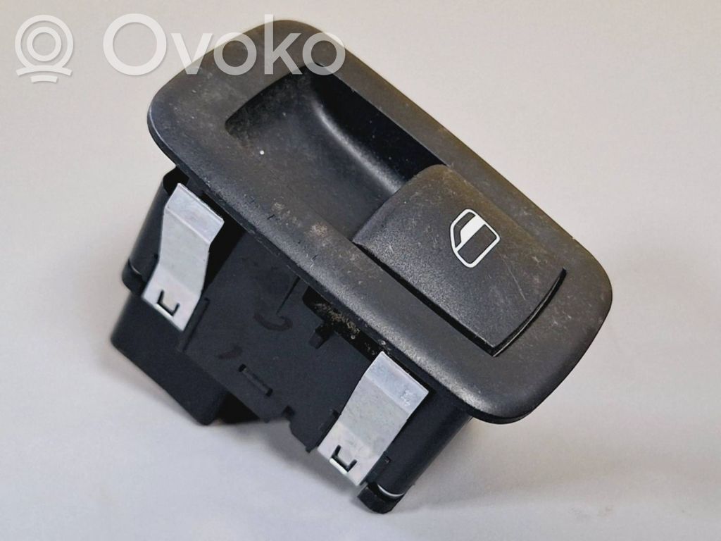 Electric window control switch   04602864,10002093
