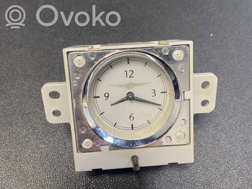 Chrysler 300 - 300C Reloj 