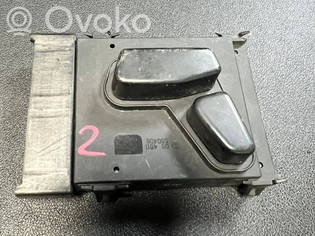 Jeep Grand Cherokee (WK) Seat control switch 