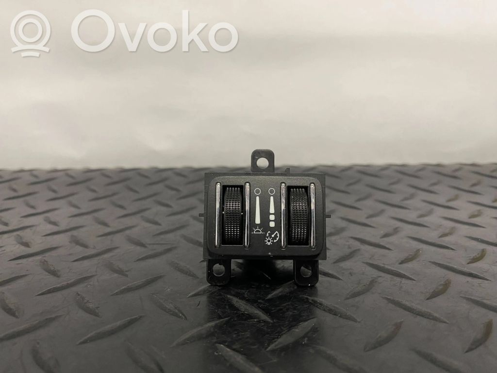 Chrysler Town & Country V Panel lighting control switch 