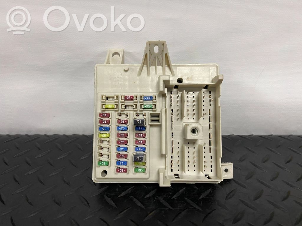 Cadillac CTS Fuse box set 