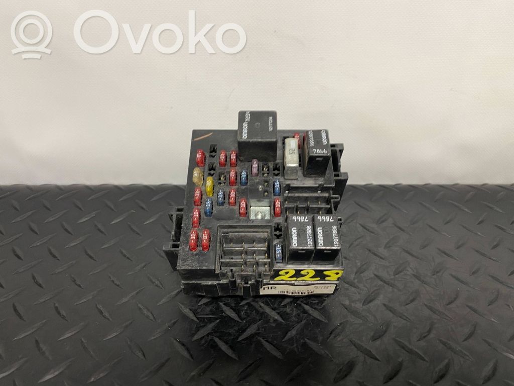 Chevrolet Tahoe Fuse box set 