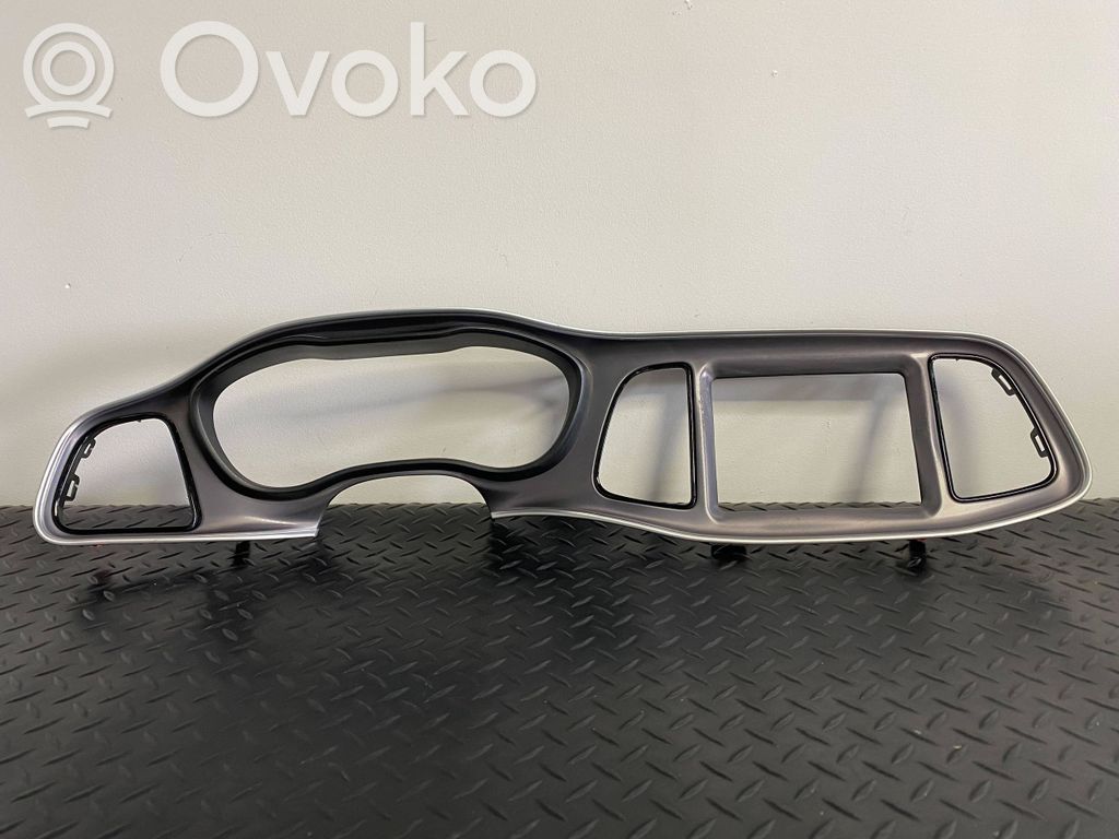 Dodge Challenger Panelės apdailos skydas (centrinis) 