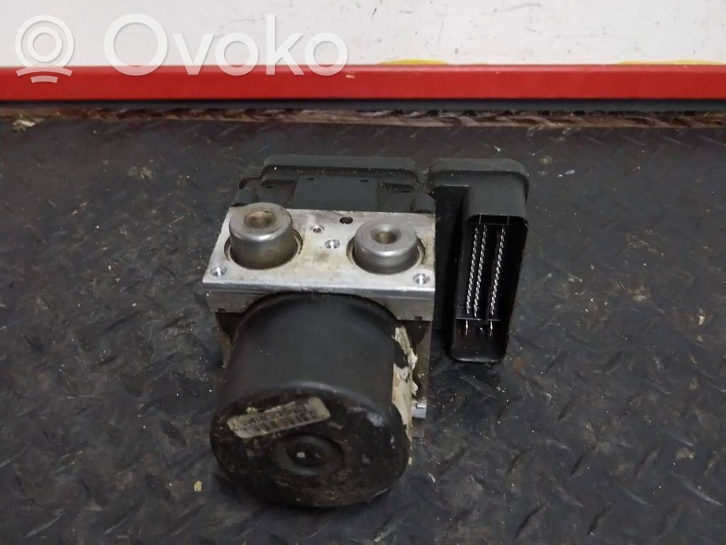 Chrysler 300 - 300C Bomba de ABS 