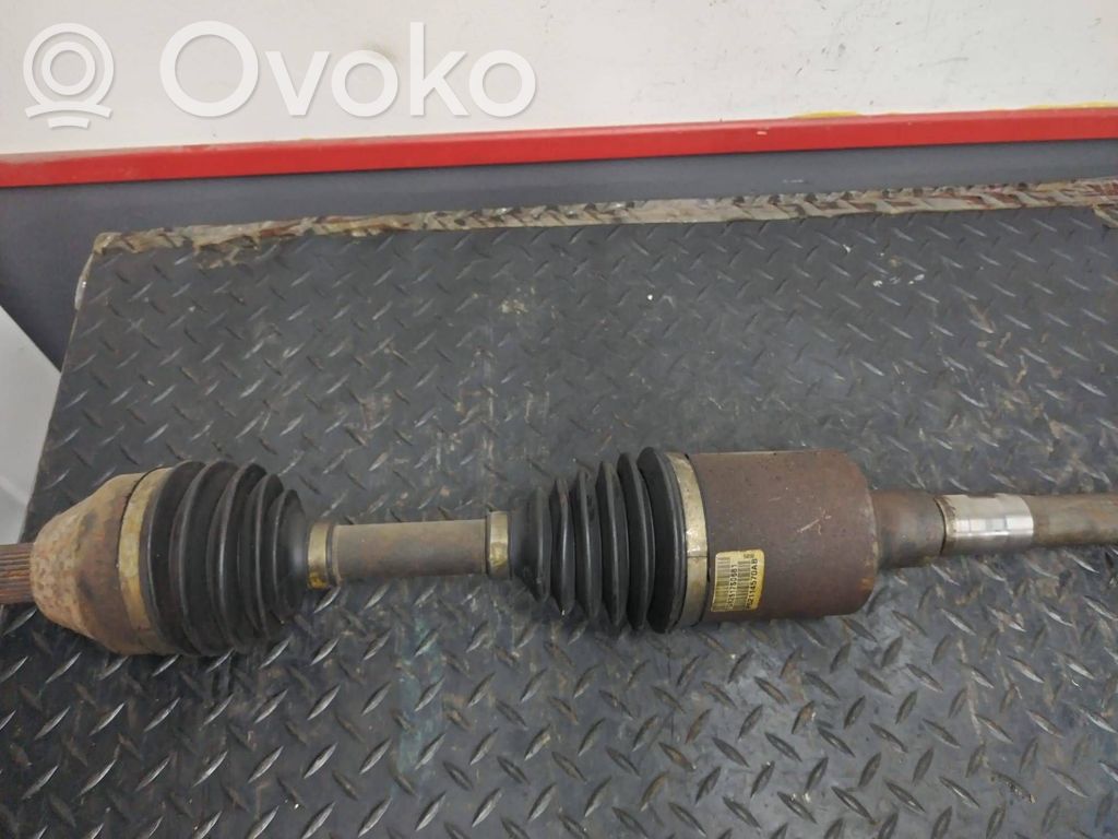 Jeep Cherokee Priekinis pusašis 