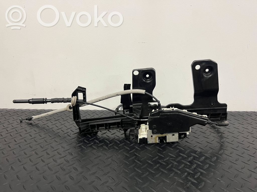 Chrysler Pacifica Front door lock 