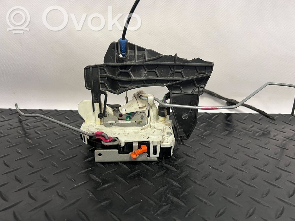 Dodge RAM Zamek drzwi przednich 