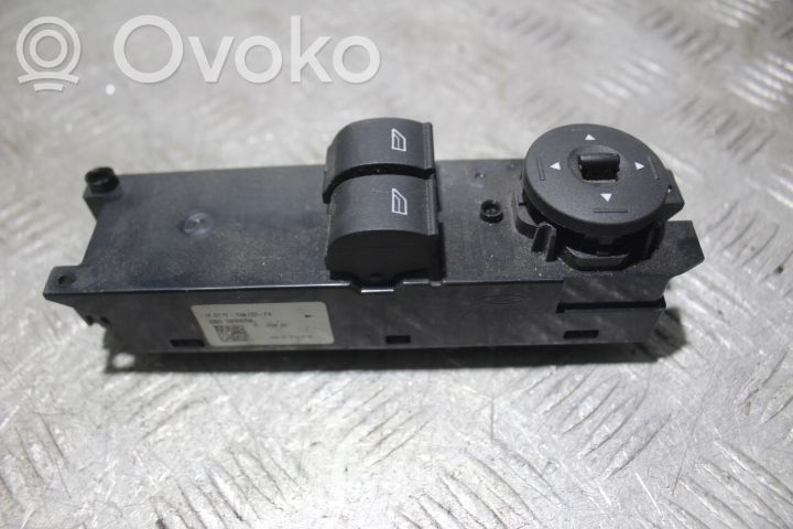 Ford Turneo Courier Electric window control switch 