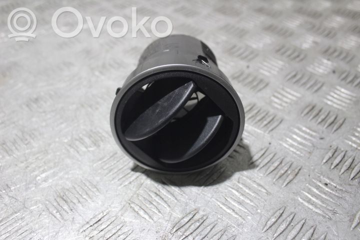 Mazda 3 II Šoninės oro grotelės 