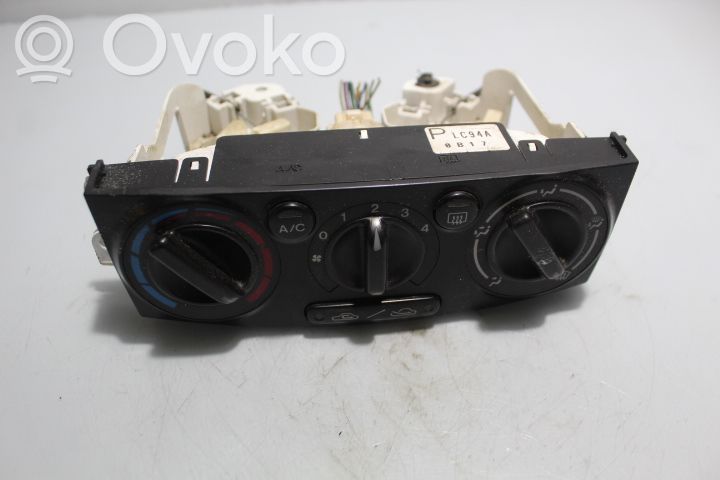 Mazda MPV II LW Climate control unit 