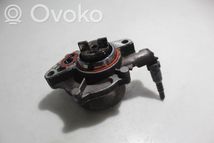 Peugeot 207 Vacuum pump 