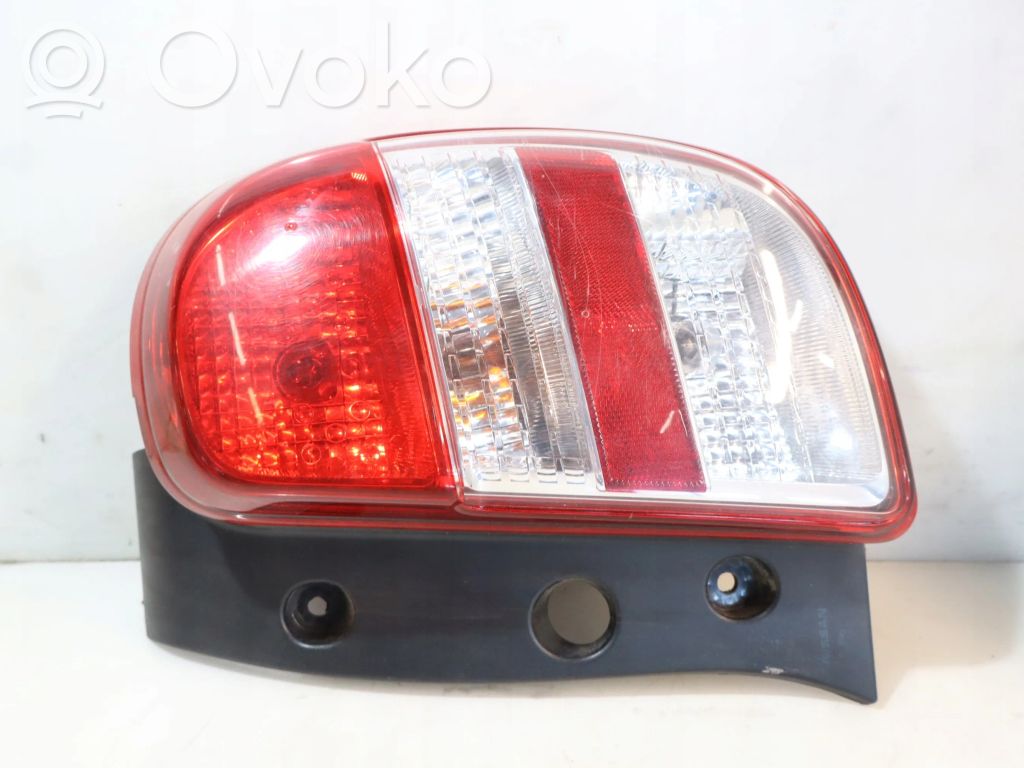 Nissan Micra Feux arrière / postérieurs