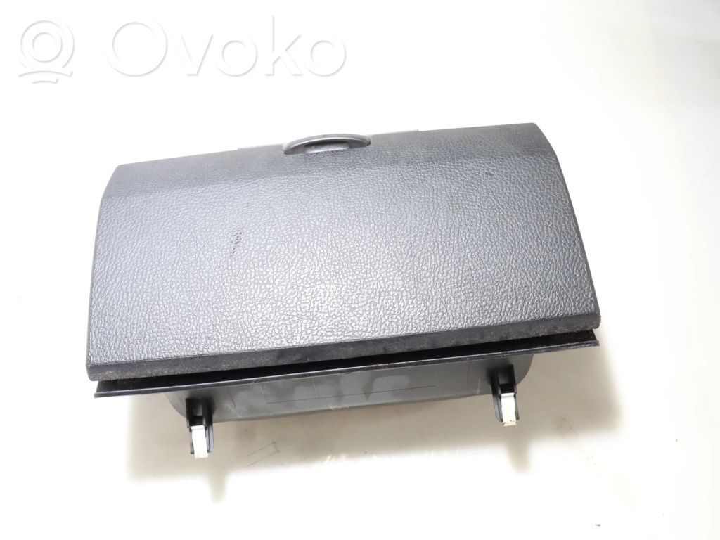 Central console drawer/shelf pad