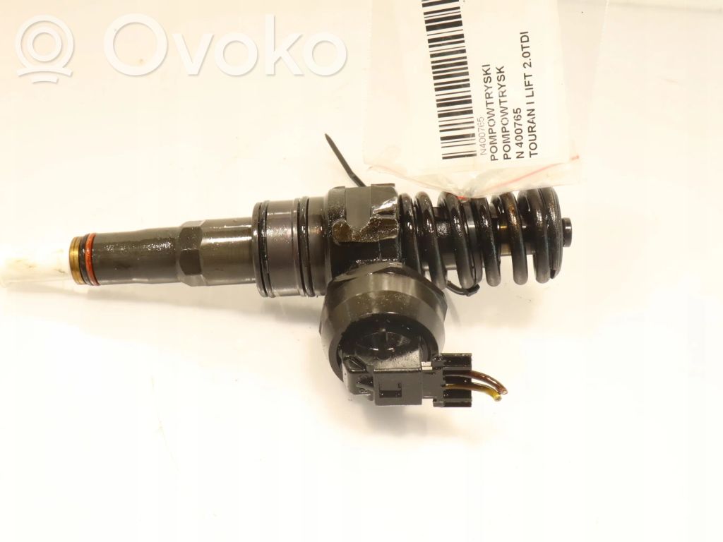 Inyector de combustible