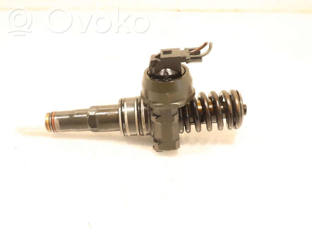 Volkswagen PASSAT B6 Injector combustibil