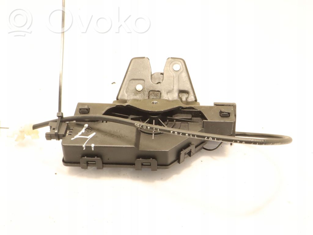 Tailgate/trunk/boot lock/catch/latch