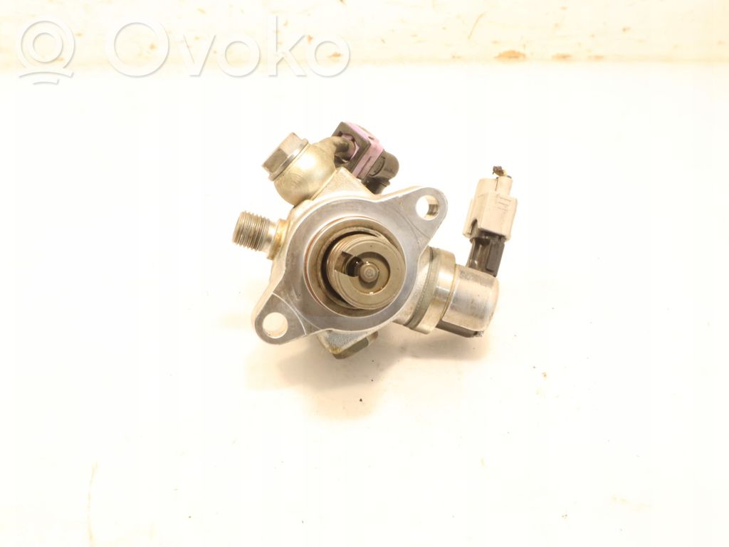 Bomba mecánica de combustible   96100
