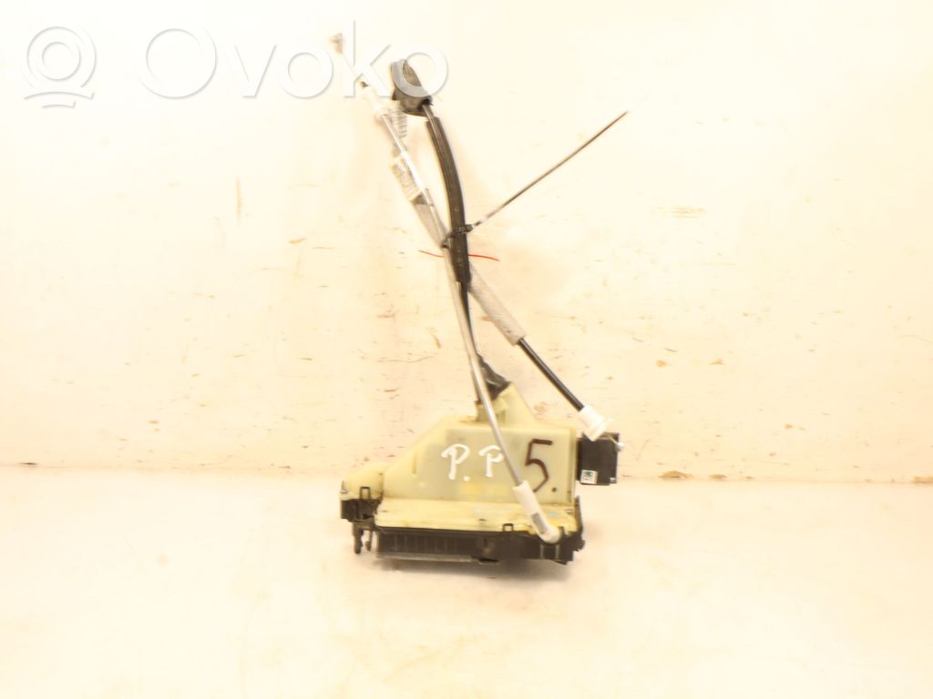 Citroen C4 II Front door lock 