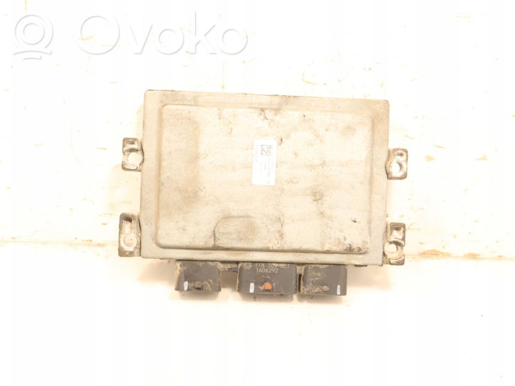 Ford Fiesta Unité de commande, module ECU de moteur 