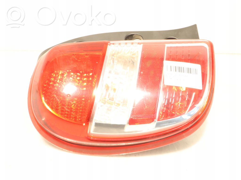 Nissan Micra Lampa tylna