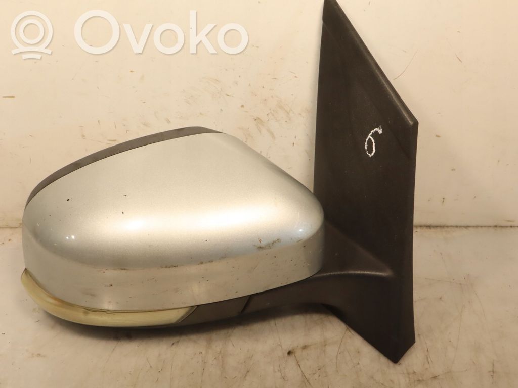 Front door electric wing mirror