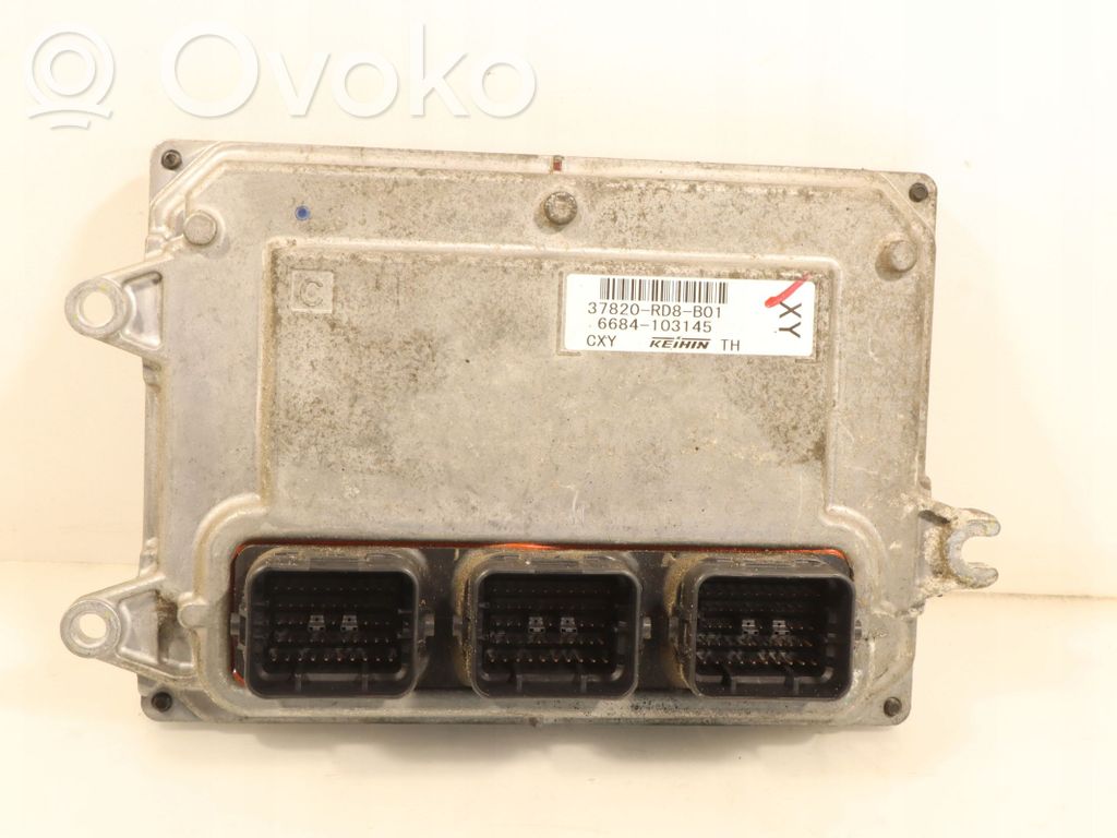 Komputer / Sterownik ECU silnika   6684103145