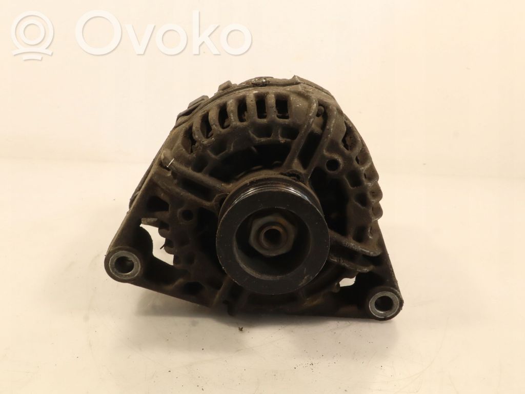 Opel Meriva A Генератор 