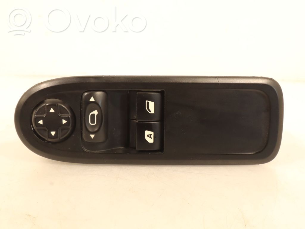 Citroen C3 Electric window control switch 