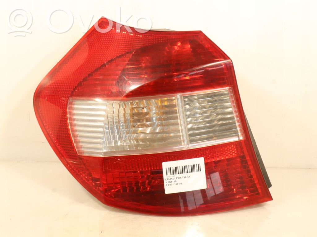 BMW 1 E81 E87 Aizmugurējais lukturis virsbūvē 