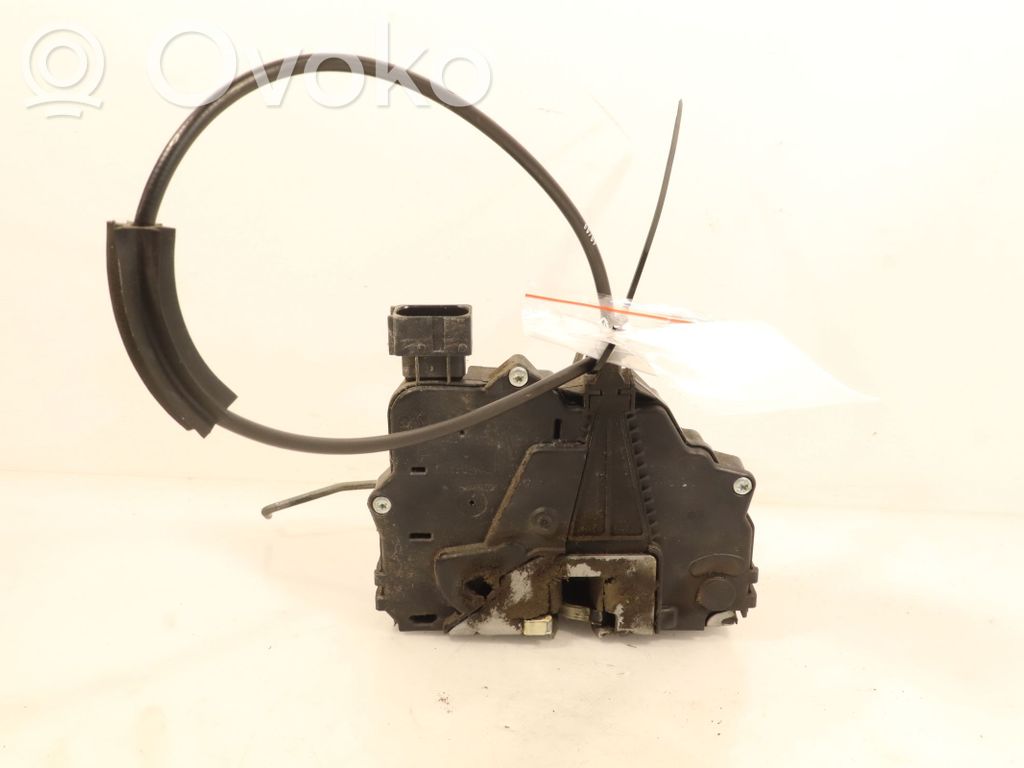 Opel Corsa D Etuoven lukko 