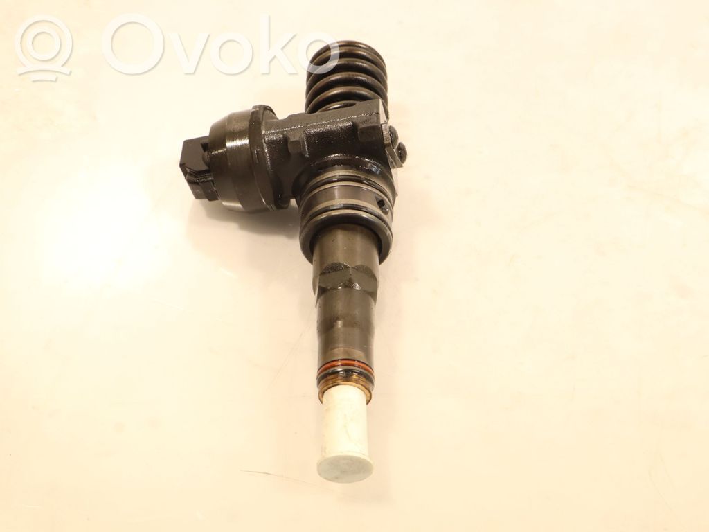 Inyector de combustible   0414720215