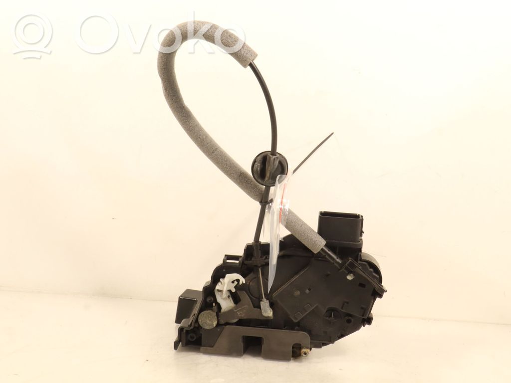 Volvo XC60 Front door lock 