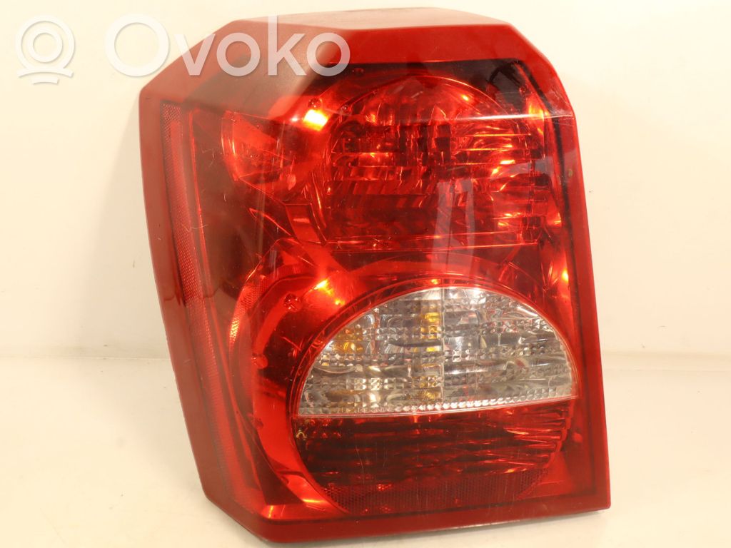 Dodge Caliber Luci posteriori 